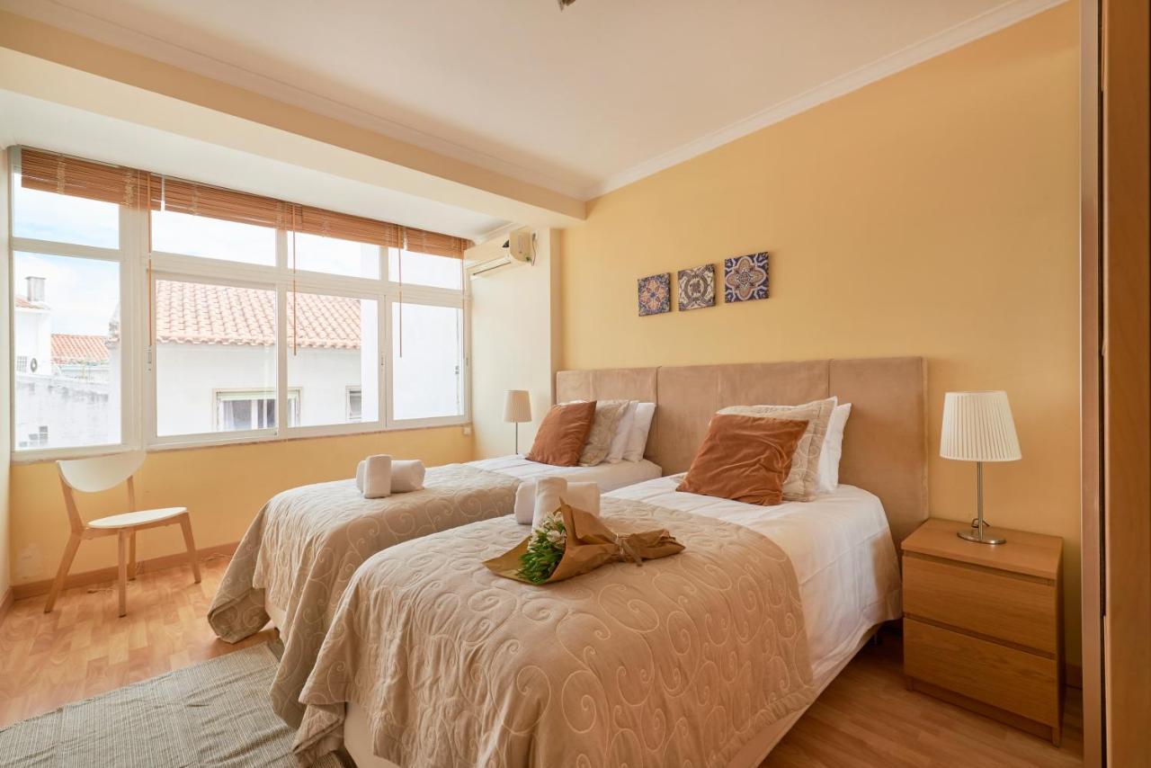 Apartament Near The Beach! Cascais! ภายนอก รูปภาพ